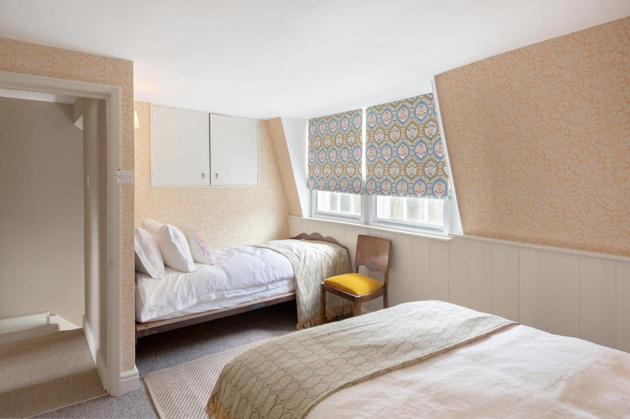 Central Apartment With Private Parking Bath Buitenkant foto